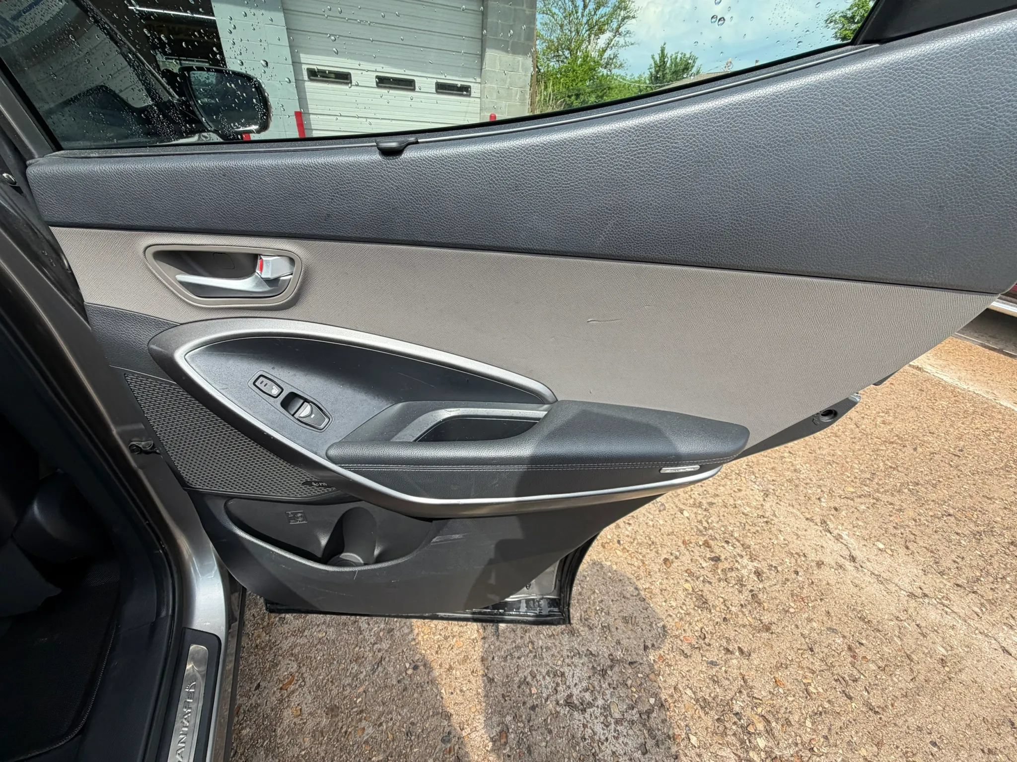 Used 2017 Hyundai Santa Fe Sport FWD image 19