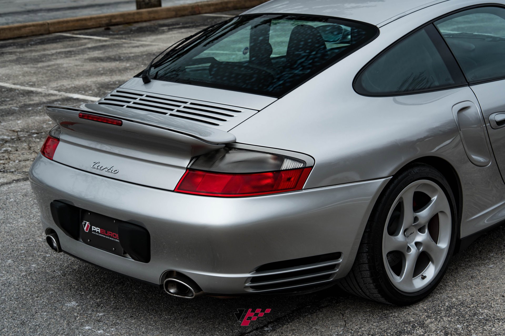Used 2001 Porsche 911 Turbo image 30