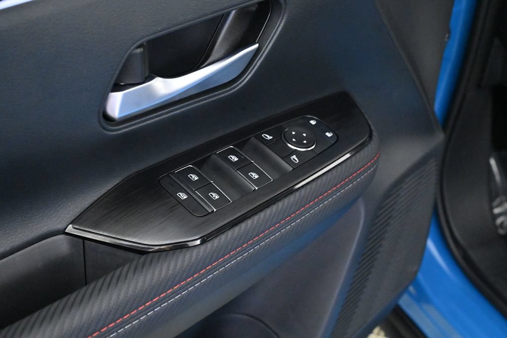 Certified 2025 Nissan Kicks SR AWD/4WD image 26