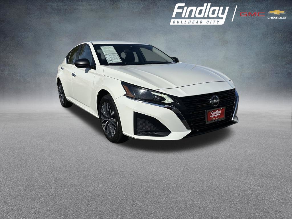 Used 2025 Nissan Altima 2.5 SV