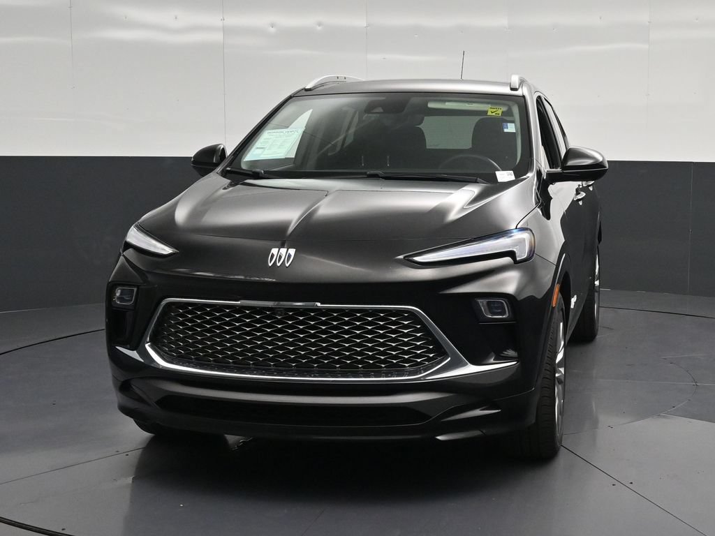 Used 2024 Buick Encore GX Avenir w/ Avenir Technology Package FWD image 6