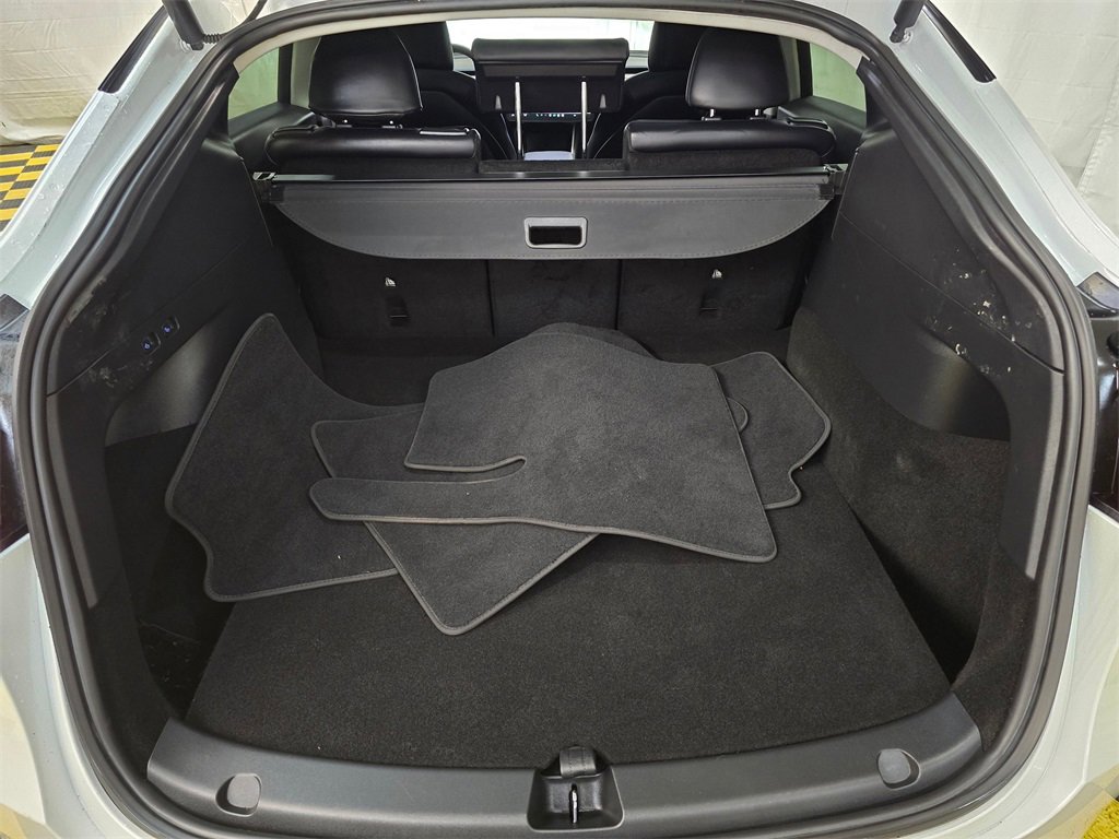 Used 2021 Tesla Model Y Long Range image 14