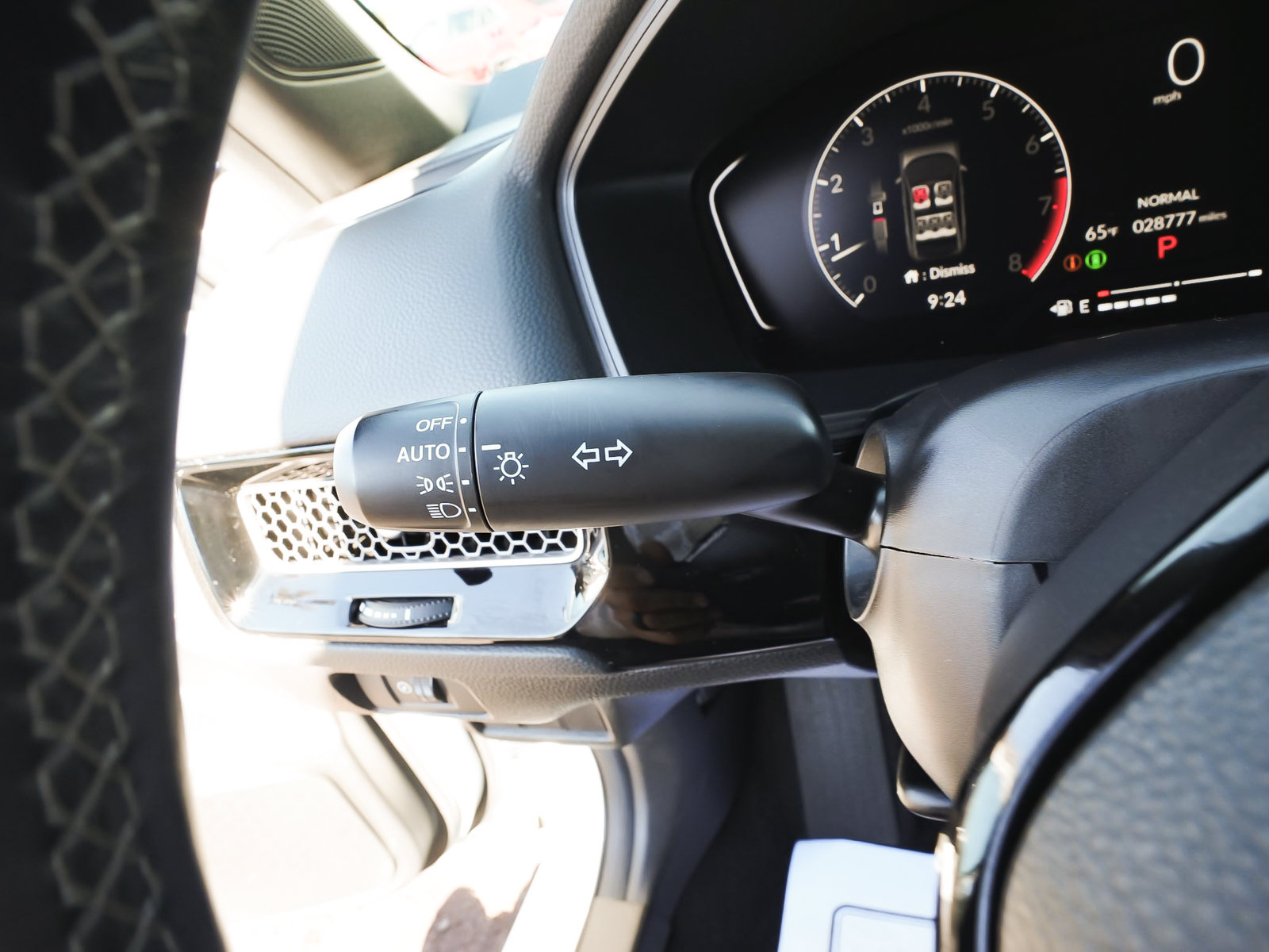 Used 2025 Honda Civic Sport image 23