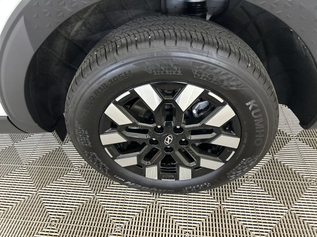 Used 2026 Hyundai Santa Cruz SEL AWD/4WD image 11