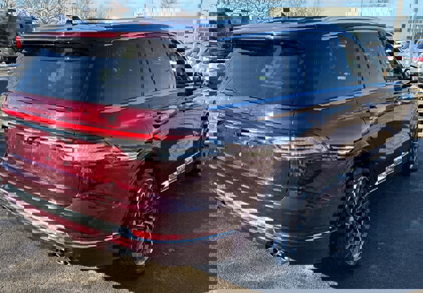 Used 2021 Lincoln Aviator Black Label w/ Dynamic Handling Package image 10