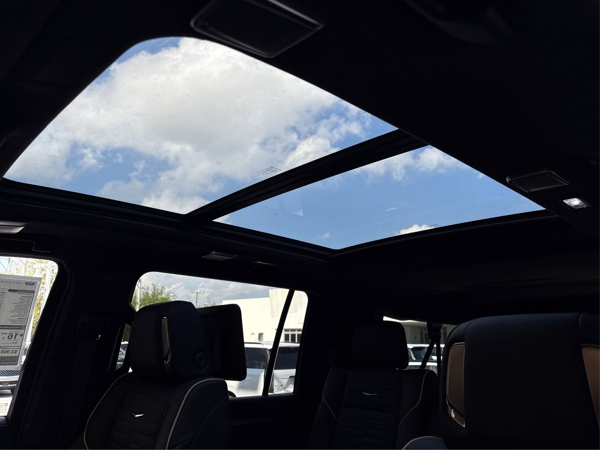 New 2026 Cadillac Escalade ESV Platinum Sport w/ LPO, ONYX Package image 35