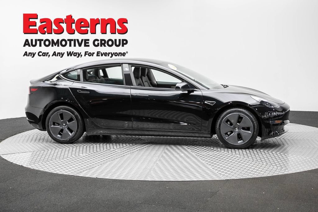 Used 2023 Tesla Model 3 Standard Range RWD image 4
