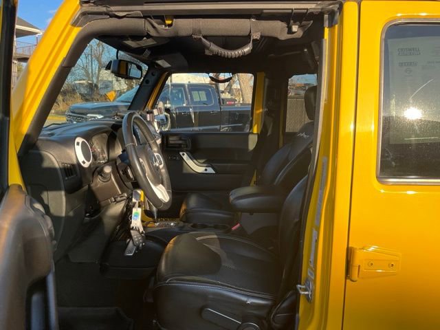 Used 2015 Jeep Wrangler Unlimited Sahara image 15