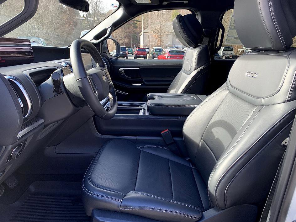 New 2026 Ford Expedition Max Platinum w/ Stealth Appearance Package image 11