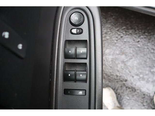 Used 2011 Chevrolet Traverse LT w/ Personal Connectivity Package image 9