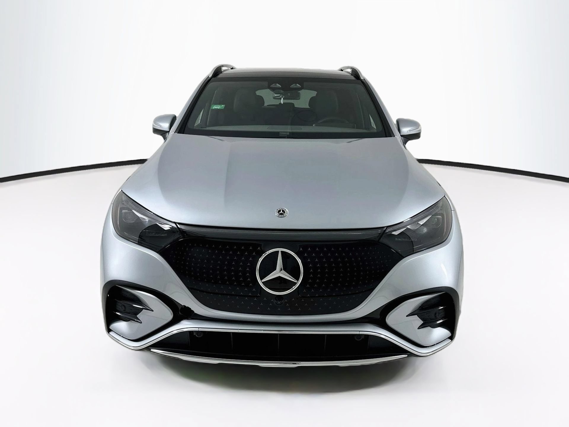 New 2027 Mercedes-Benz EQE 320+ SUV image 2