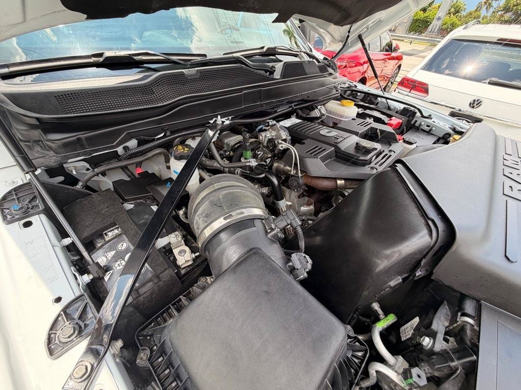 Used 2024 RAM 2500 Tradesman w/ Chrome Appearance Group AWD/4WD image 36
