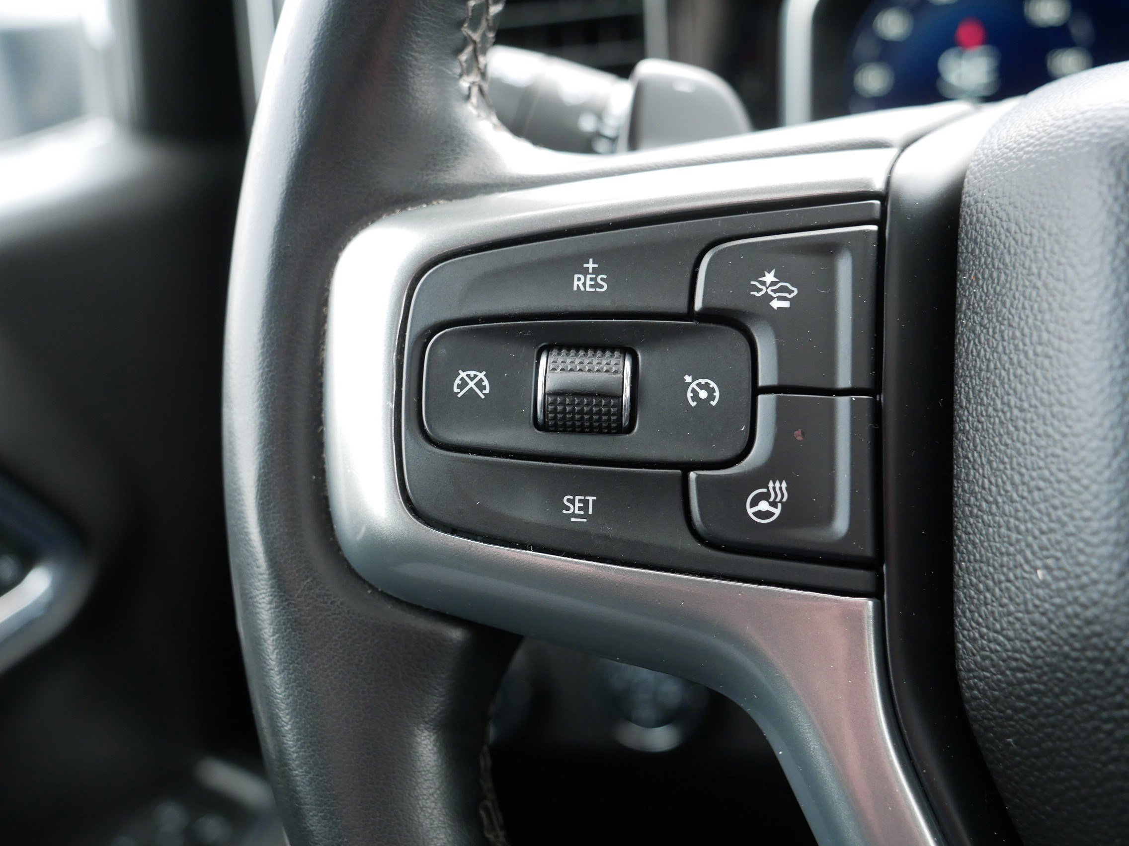 Used 2023 Chevrolet Silverado 1500 LTZ w/ LTZ Premium Package image 28