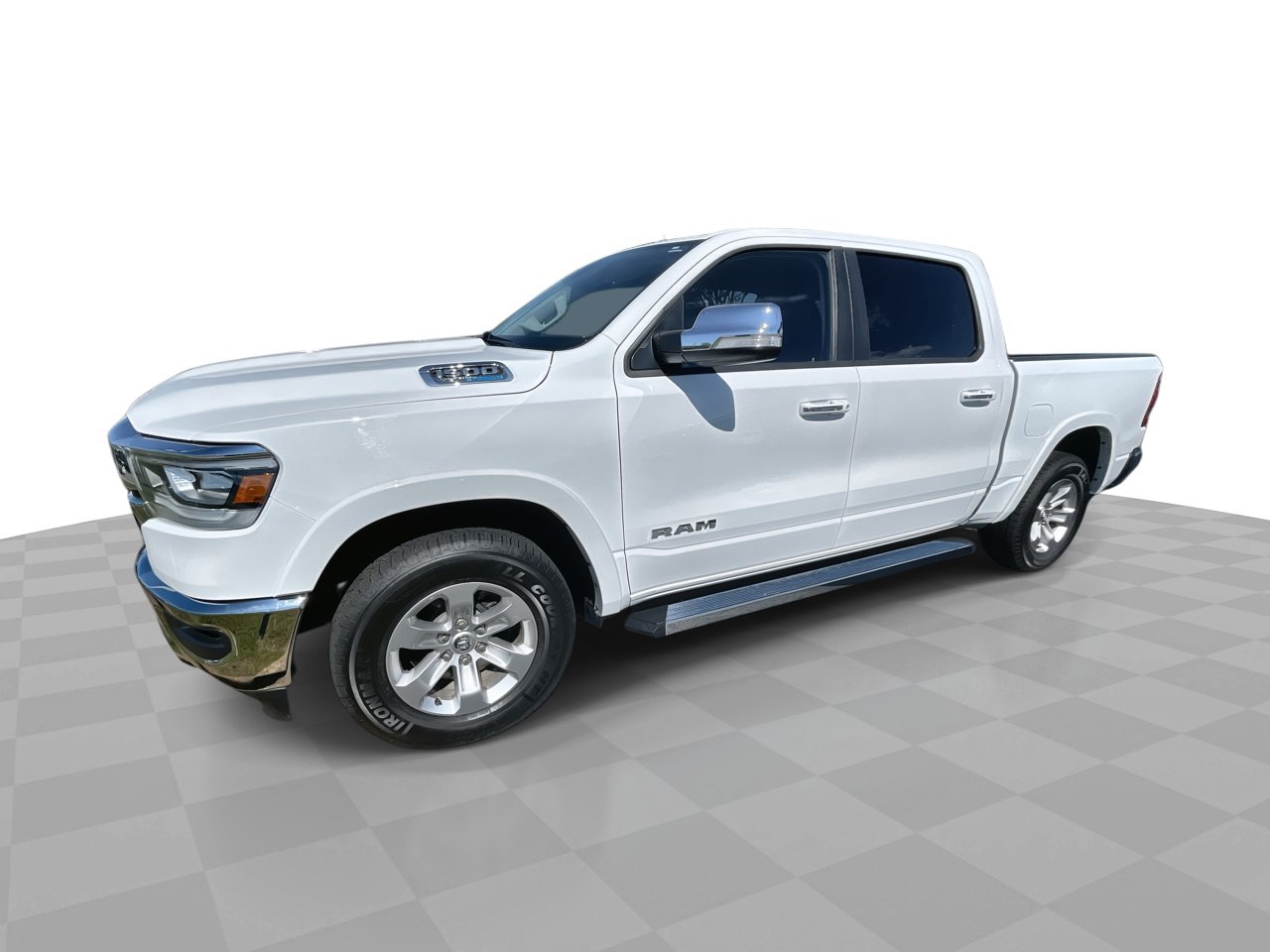 Used 2022 RAM 1500 Laramie AWD/4WD image 1