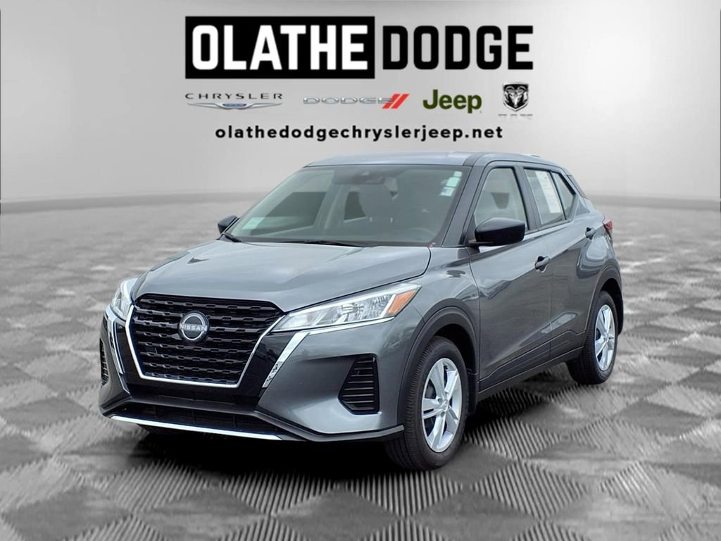Used 2025 Nissan Kicks Play S FWD image 1