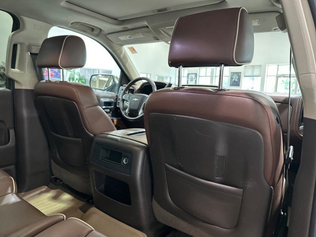 Used 2015 Chevrolet Silverado 1500 High Country w/ High Country Premium Package AWD/4WD image 36
