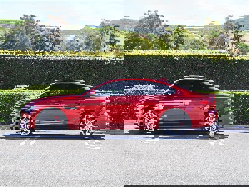 Used 2017 Jaguar XF R-Sport image 8