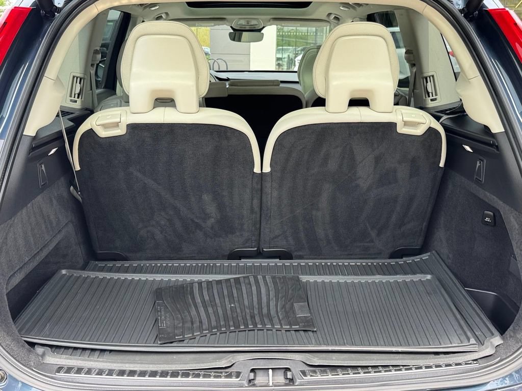 Certified 2023 Volvo XC90 B6 Plus w/ Protection Package AWD/4WD image 5