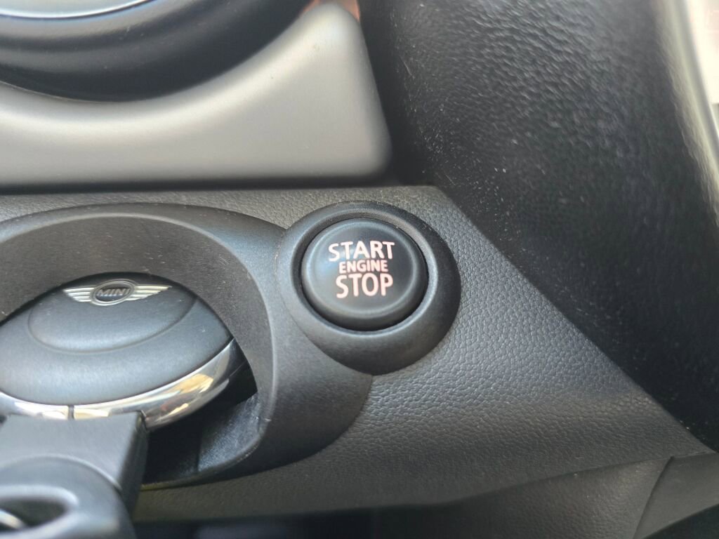 Used 2012 MINI Cooper Hardtop image 22