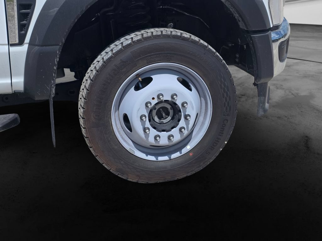 New 2026 Ford F550 4x4 Crew Cab image 13