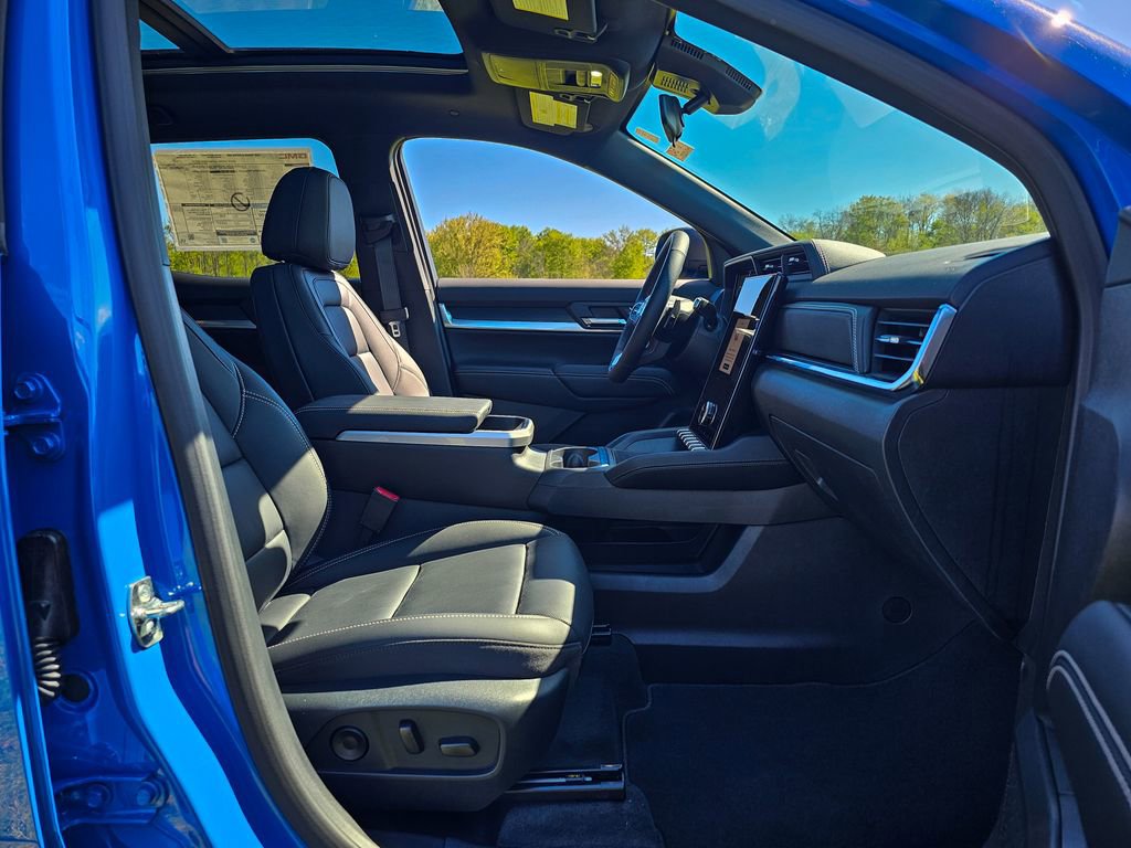 New 2026 GMC Terrain Elevation w/ Elevation Premium Package AWD/4WD image 40