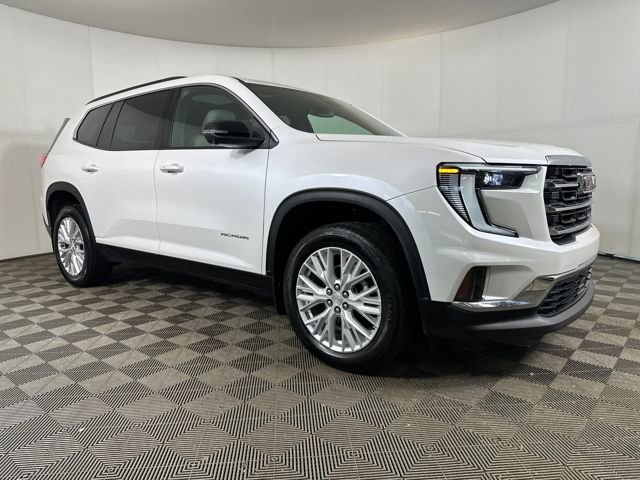 Used 2024 GMC Acadia Elevation w/ Luxury Package image 2