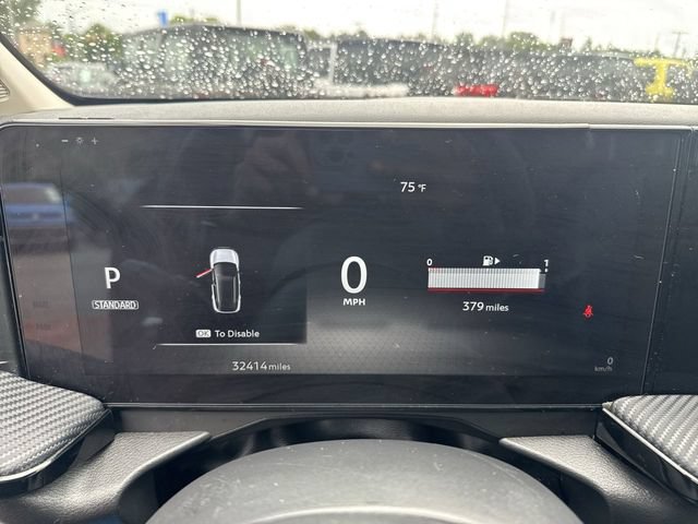 Used 2025 Nissan Kicks SR w/ SR Premium Package FWD image 18