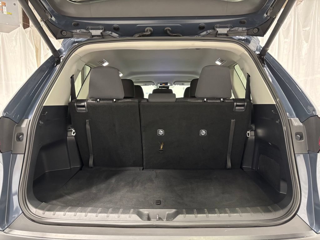 Used 2026 Toyota Grand Highlander AWD image 52