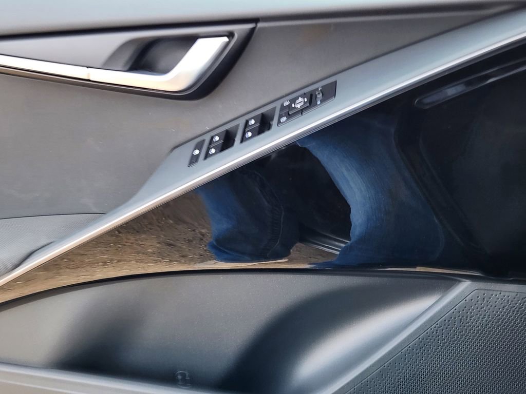 New 2026 Kia Niro EX w/ EX Premium Package image 7