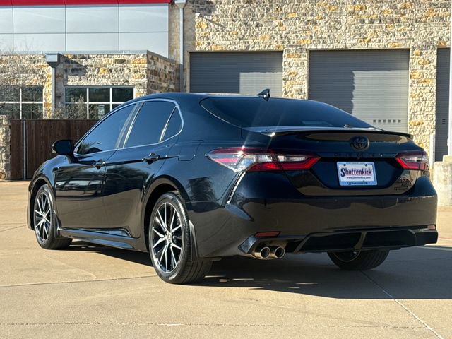 Used 2024 Toyota Camry SE FWD image 6