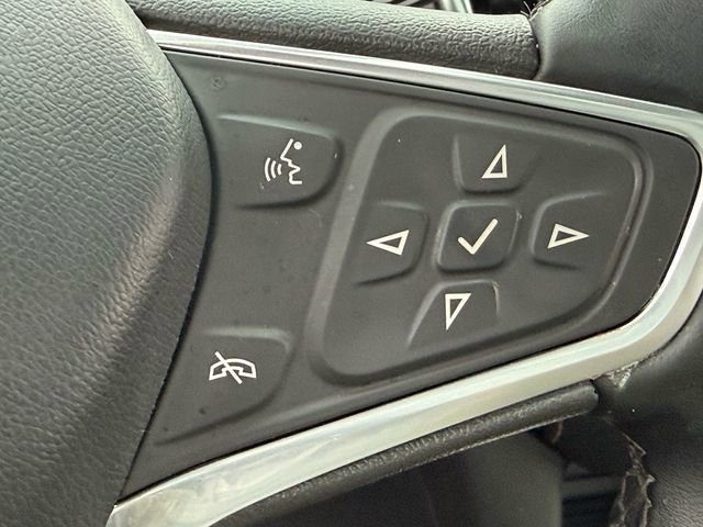 Used 2023 Chevrolet Equinox Premier image 15