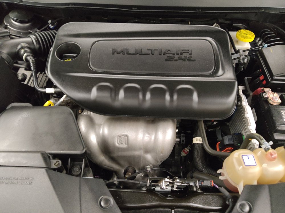Used 2020 Jeep Cherokee Latitude Plus FWD image 30