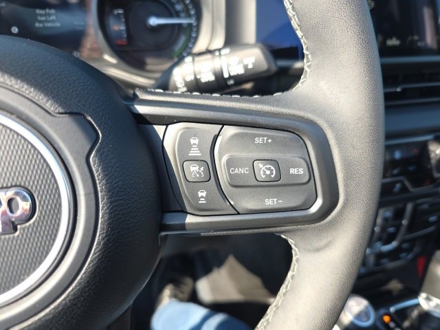 Used 2025 Jeep Wrangler Unlimited Rubicon 4xe w/ Safety Group image 20