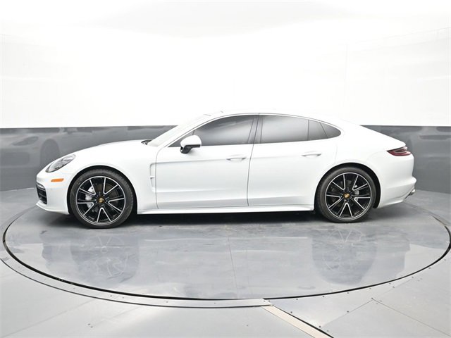 Used 2018 Porsche Panamera 4S image 2