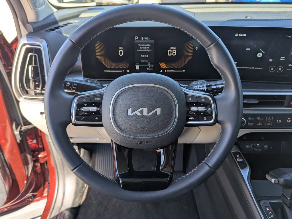 Certified 2025 Kia Sorento S image 28
