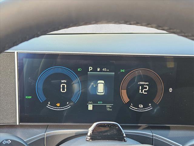 Used 2025 Hyundai Santa Fe SEL image 16