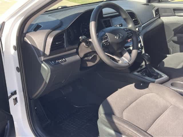 Used 2020 Hyundai Elantra SEL w/ Cargo Package (C1) FWD image 3