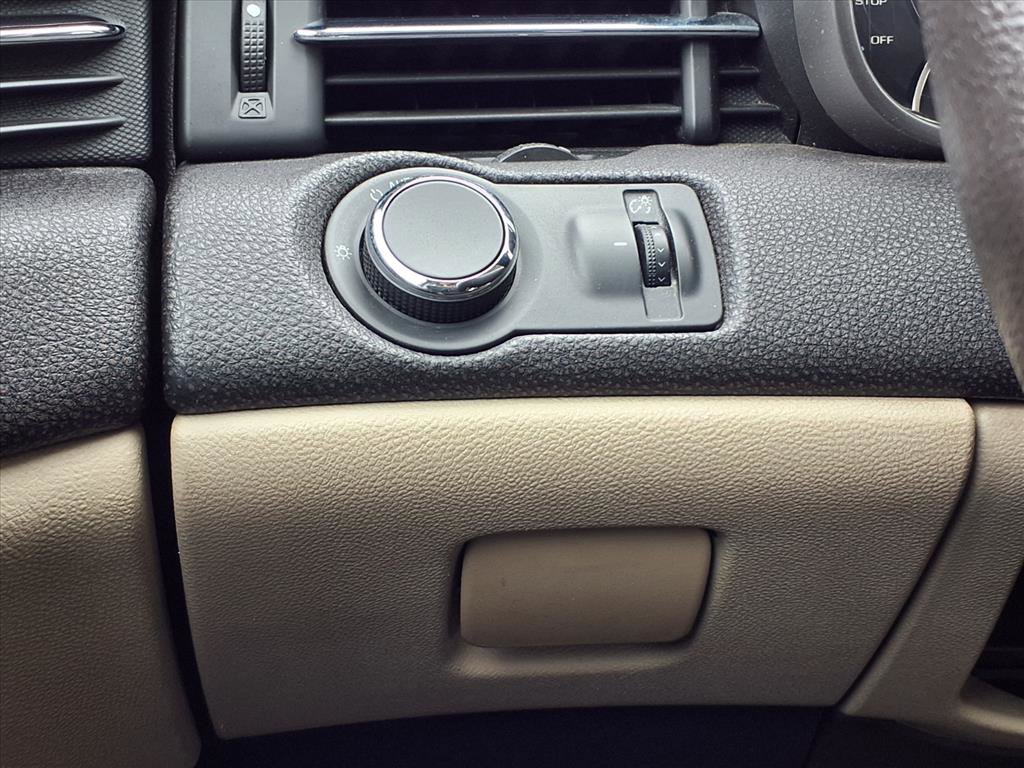 Used 2014 Chevrolet Malibu LT w/ Power Convenience Package image 16