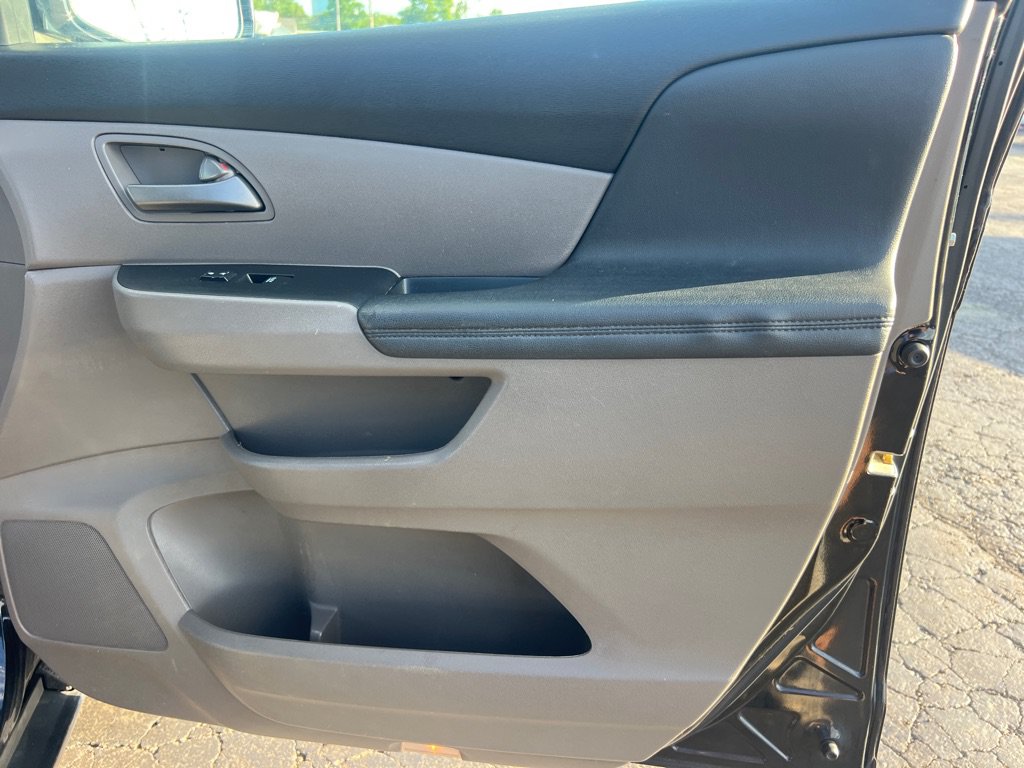 Used 2011 Honda Odyssey EX-L image 19