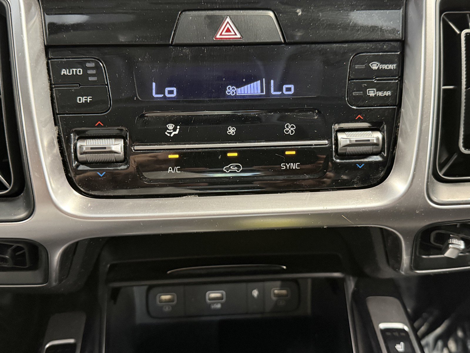 Used 2023 Kia Sorento X-Line EX AWD/4WD image 13