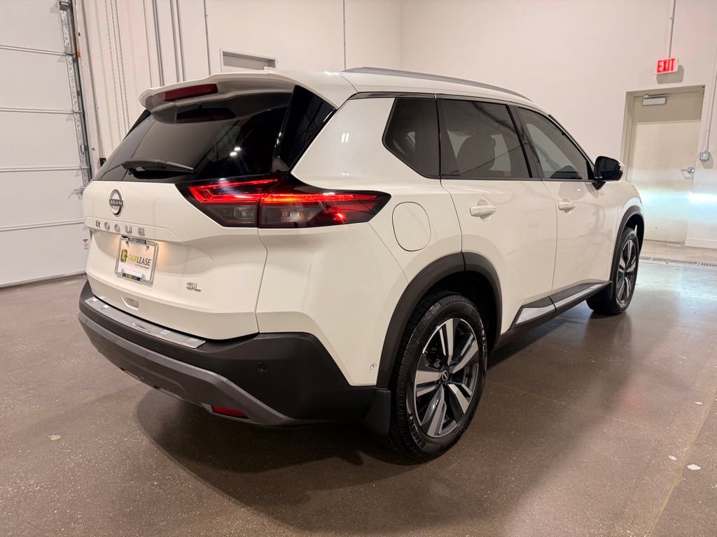 Used 2023 Nissan Rogue SL w/ SL Premium Package FWD image 5