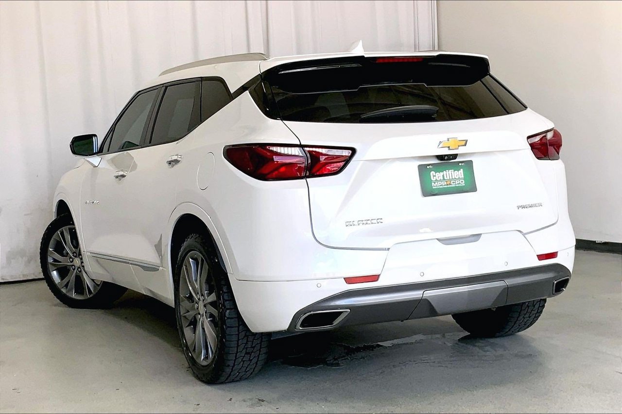 Used 2021 Chevrolet Blazer Premier w/ Driver Confidence II Package FWD image 10
