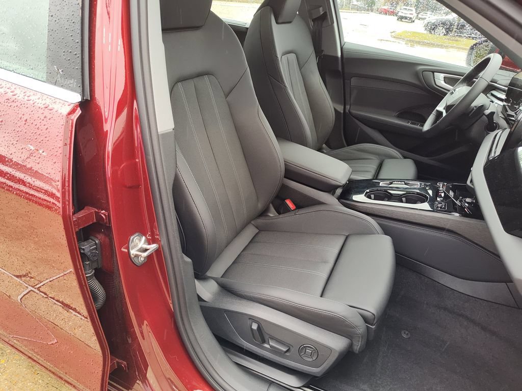 Used 2025 Audi A5 2.0T Premium Plus AWD/4WD image 33