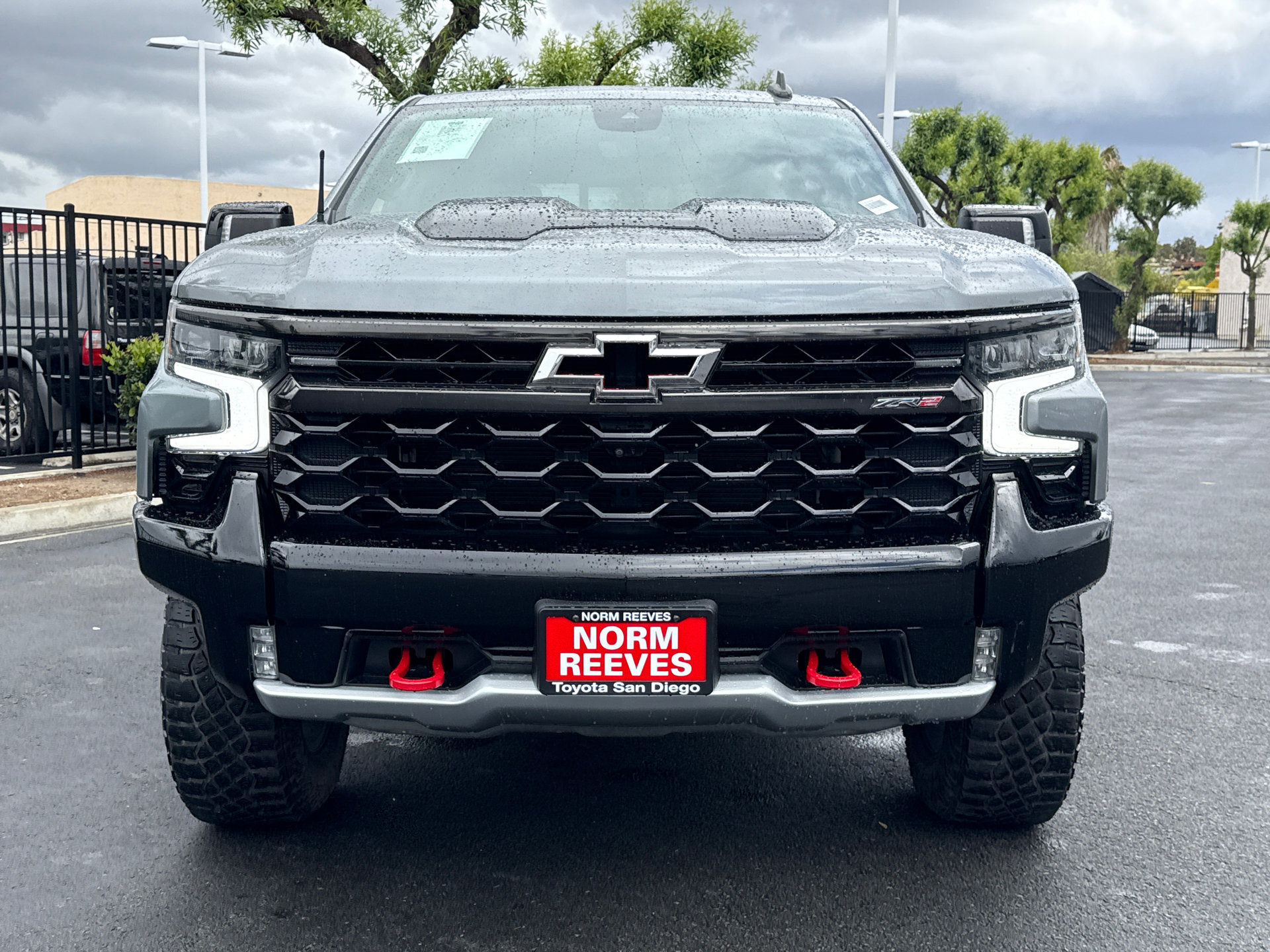 Used 2023 Chevrolet Silverado 1500 ZR2 w/ Technology Package AWD/4WD image 6