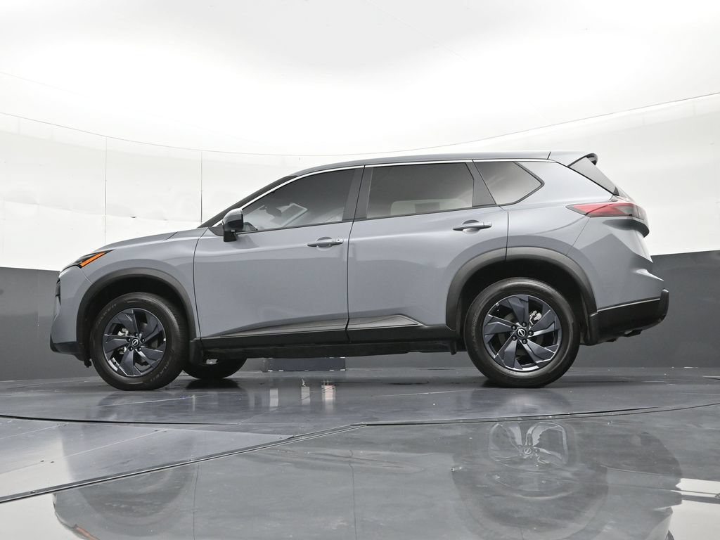 Used 2026 Nissan Rogue SV FWD image 24