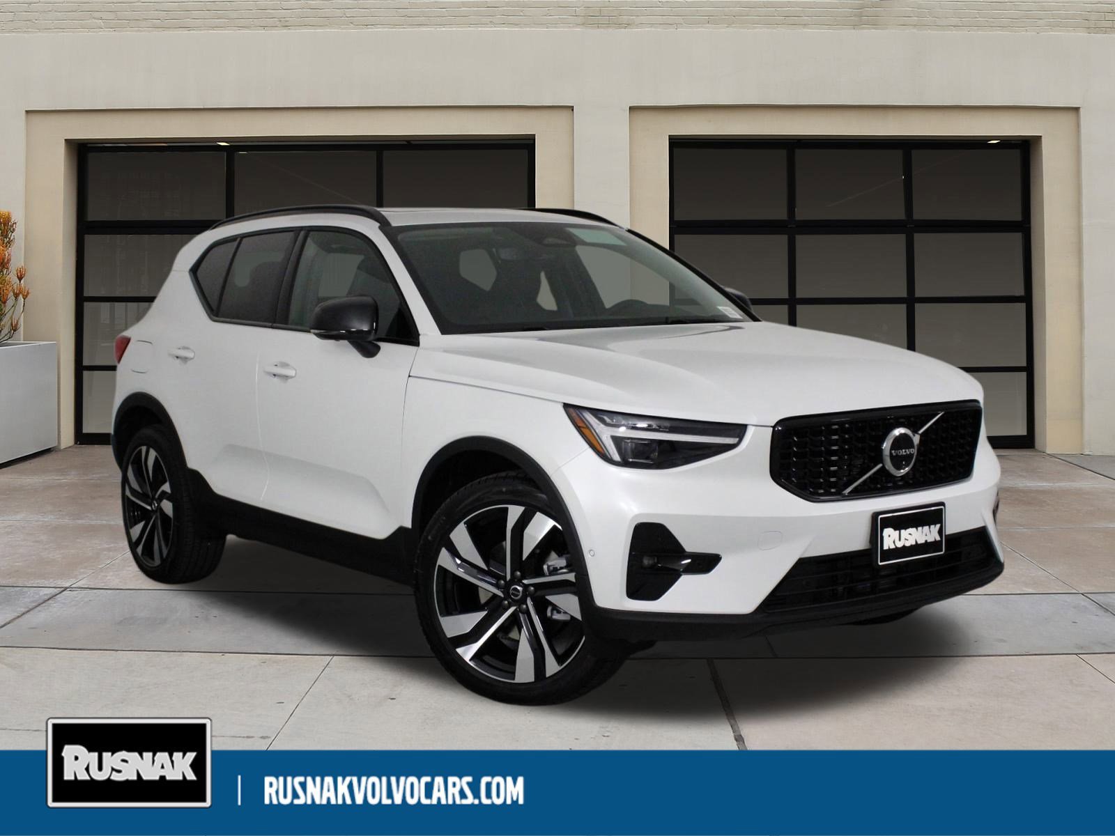 New 2026 Volvo XC40 B5 Ultra w/ Climate Package image 1