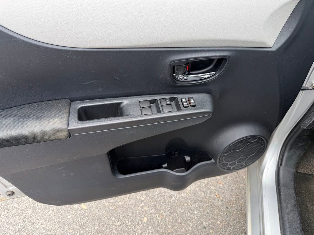 Used 2013 Toyota Yaris LE FWD image 22