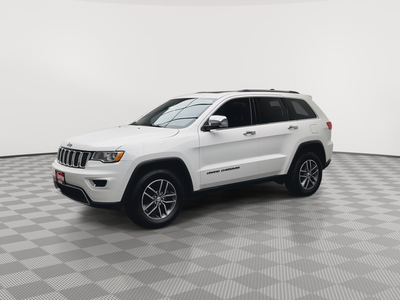 Used 2018 Jeep Grand Cherokee Limited image 36