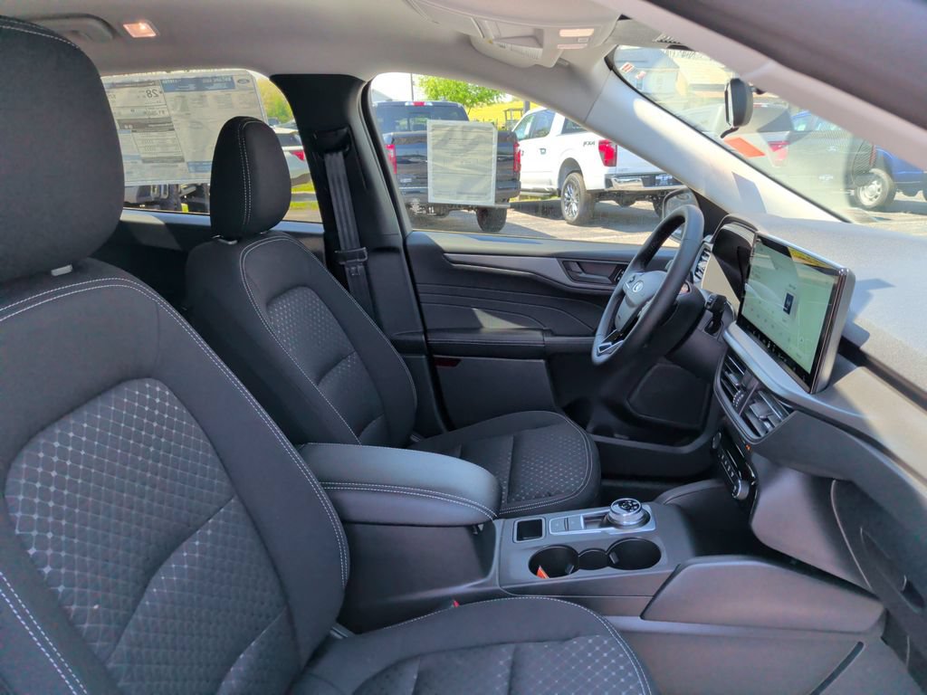 New 2026 Ford Escape Active w/ Tech Pack #1 AWD/4WD image 16