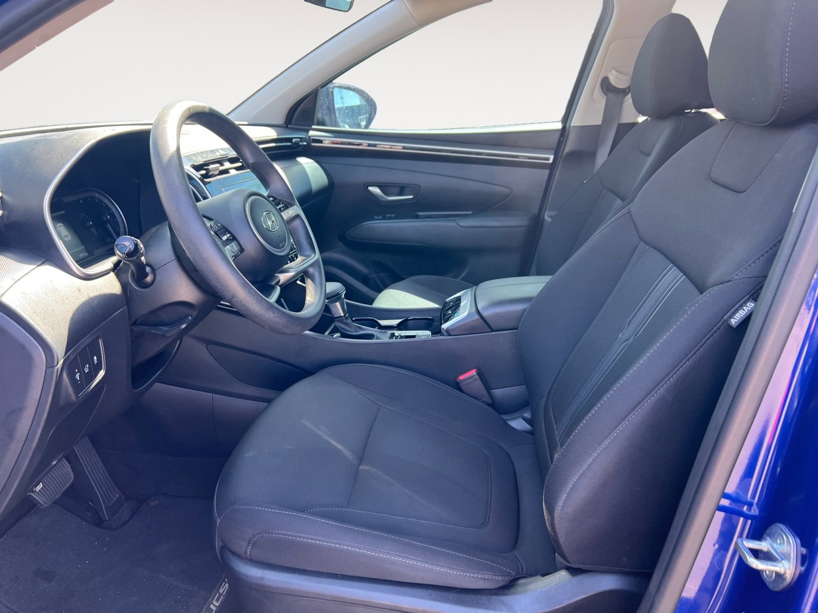 Used 2023 Hyundai Tucson SEL w/ Cargo Package image 9